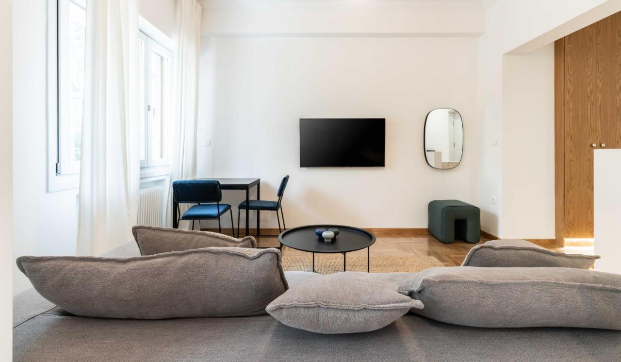 Yestayhomes * Kolonaki * Anagnostopoulou Street Athena Bagian luar foto